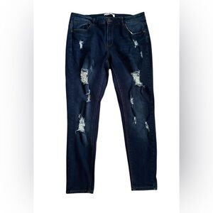 Sandpiper women’s blue size 16 skinny jeans distressed